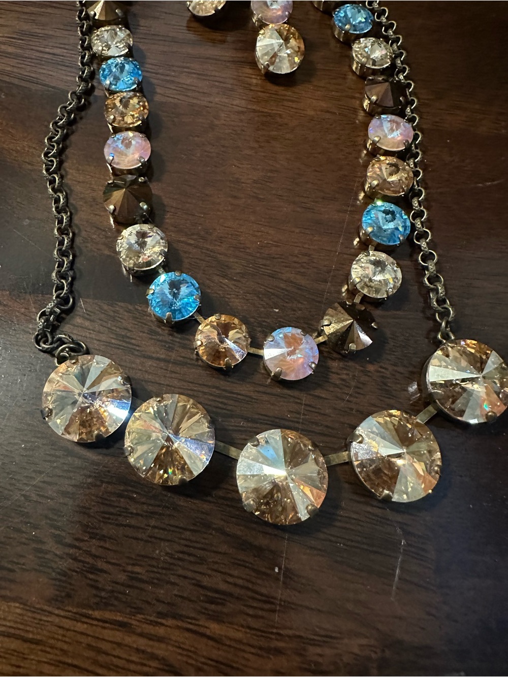 Sabika-inspired layered necklace and earring set - Picture 3 of 5